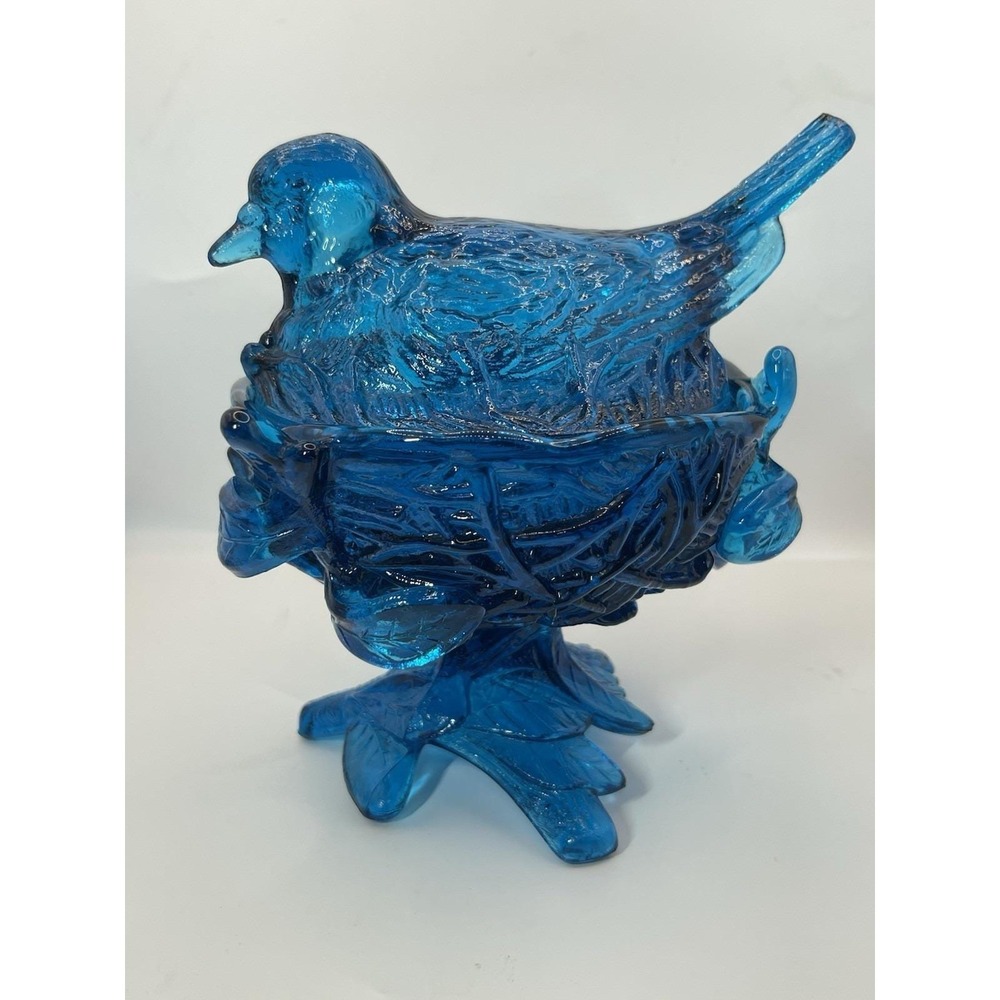 Westmoreland Robin on Nest Blue Glass Covered Dish Vintage READ